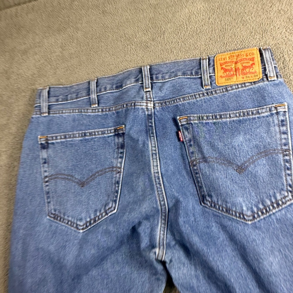 Levis 505 Regular Fit Straight Leg Jeans Blue Medium Wash Denim 38x34